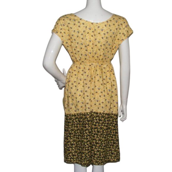Handmade House Dress, L, Bees & floral print, Pockets, Straps, Drop sleeve - Picture 5 of 10
